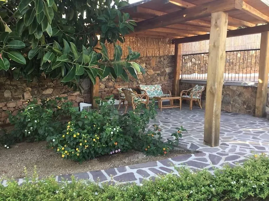 סאן תאודורו Villa With Pool, Garden And Sea View
