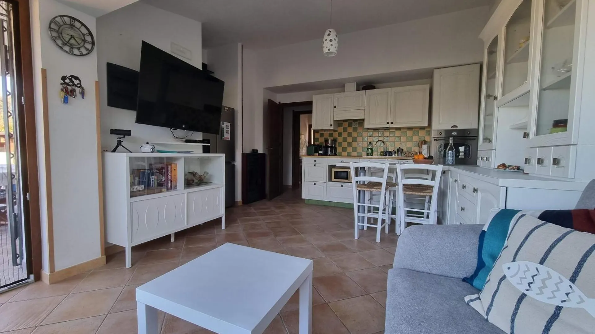 סאן תאודורו Villa With Pool, Garden And Sea View  סאן תאודורו